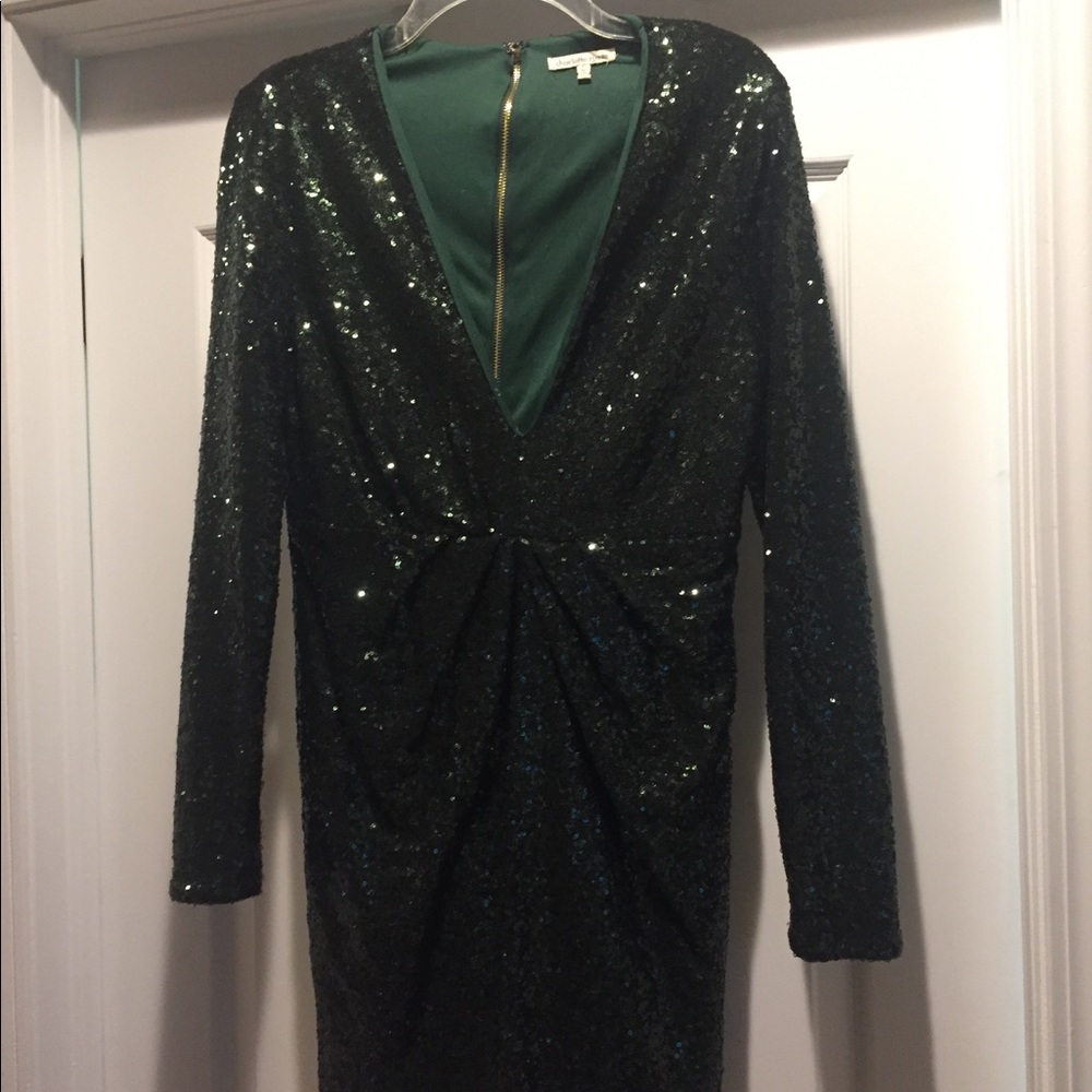 Green sparkly sequin mini dress!
